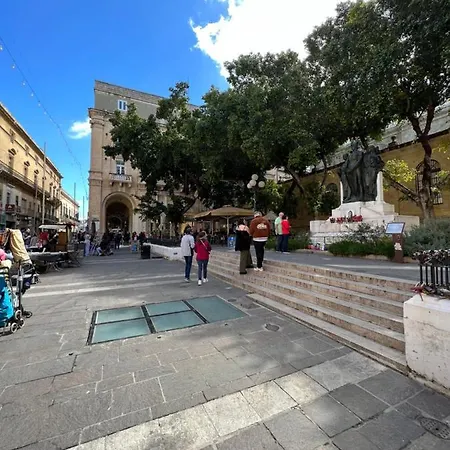 Center By Arco Collection *