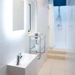 Center By Arco Collection *