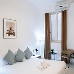 Apartament Center By Arco Collection
