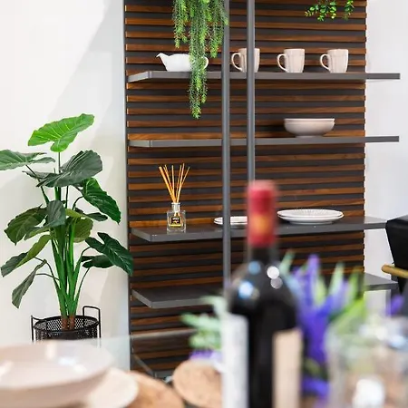Center By Arco Collection * La Valette