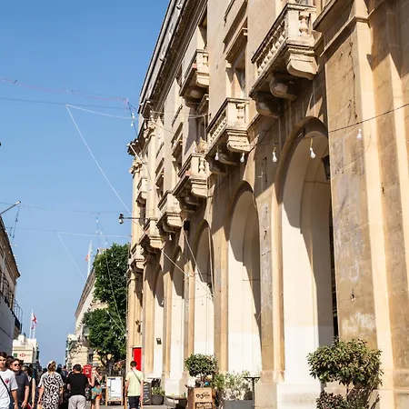 Center By Arcobnb Valletta