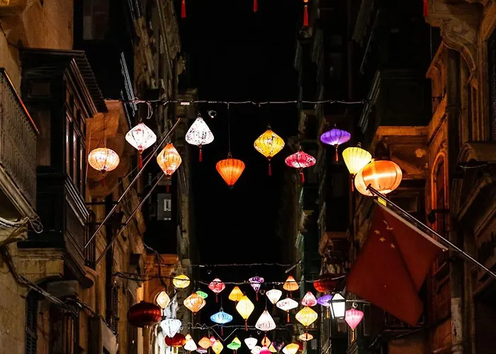 Center By Arco Collection Valletta